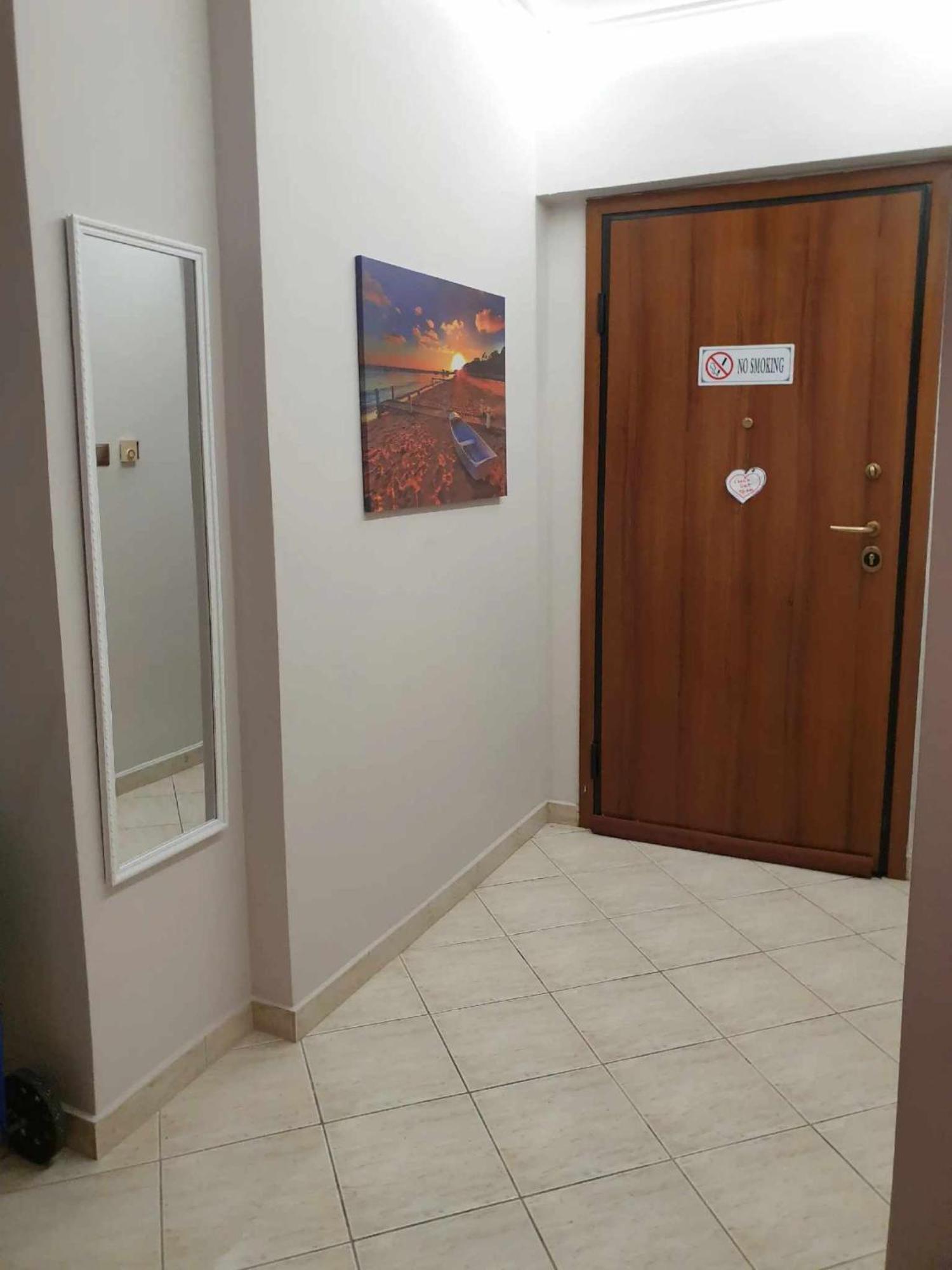 פיראוס Lux Apartment Next To The Sea מראה חיצוני תמונה